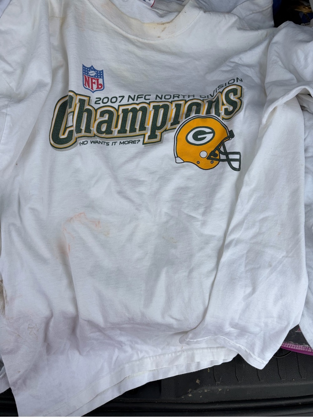 NFL Green Bay Packers White and Gold Champions Graphic Tee